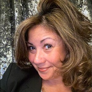 Meet your Posher, Sharon